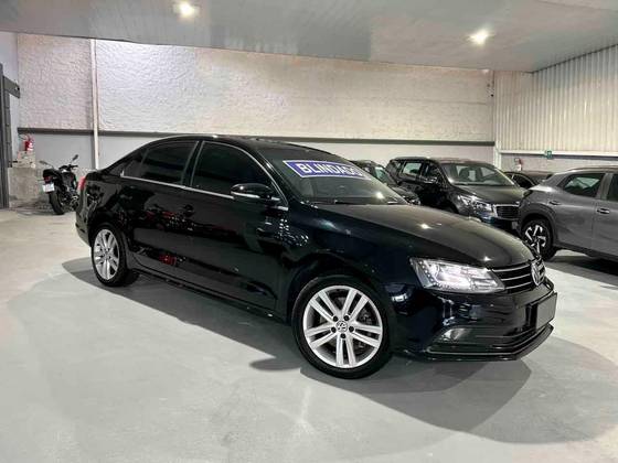 VOLKSWAGEN JETTA 2.0 TSI HIGHLINE 211CV GASOLINA 4P TIPTRONIC